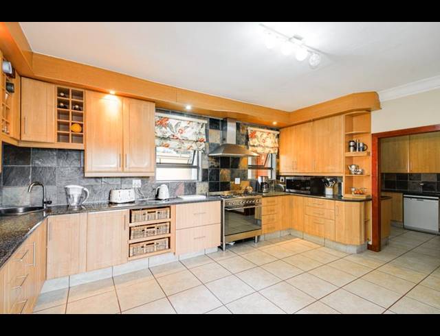 4 BEDROOM HOUSE FOR SALE IN BROADACRES